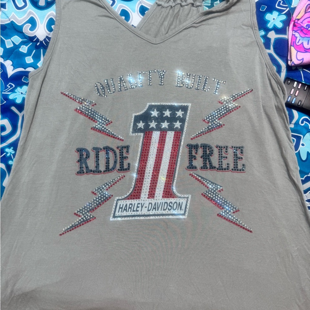 Harley-Davidson Gray Tank Top with Patriotic Graphic